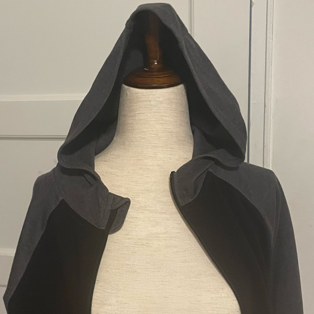 grey HOODIE with pockets - Picture 3 of 4